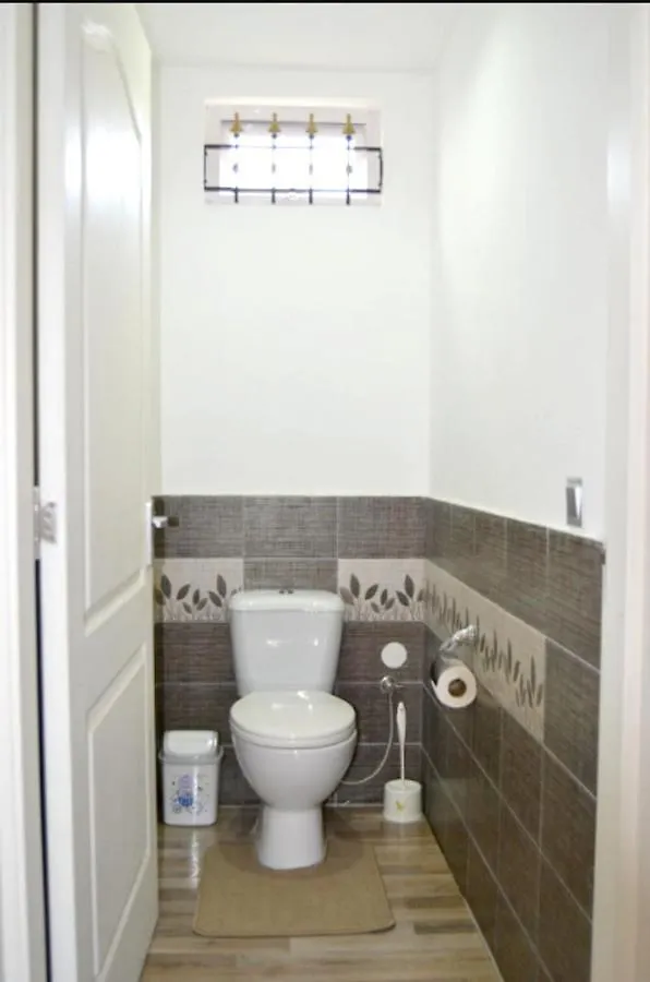 Appartement Charmant Pres De La Plage Et Une Piscine 32 M² Six-Fours-les-Plages 0*,  Frankrig